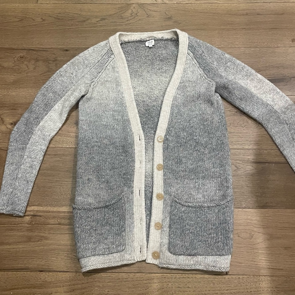 Wilfred Gray Cardigan Sweater
